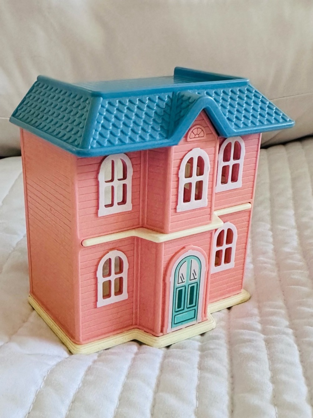 LITTLE TIKES Vintage Dollhouse Pink Mansion Dollhouse Grand Mansion Perfect RARE